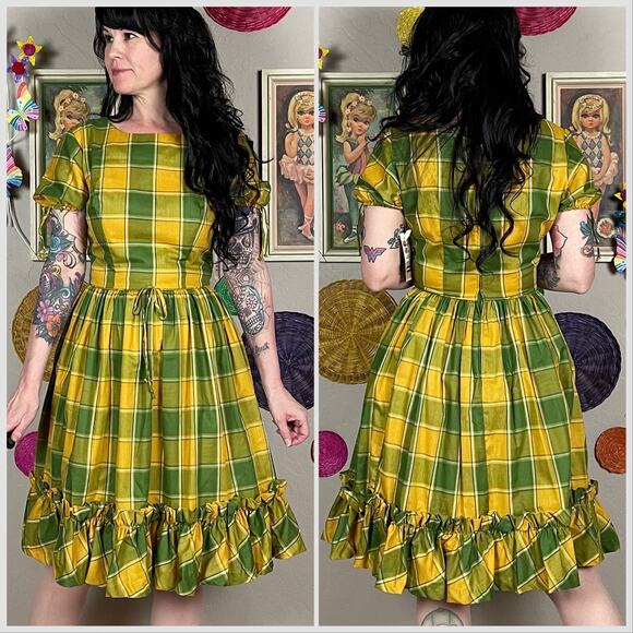 Vintage 1960s Green and Yellow Plaid Short Sleeve Fit and Flare Dress - Picture 5 of 9